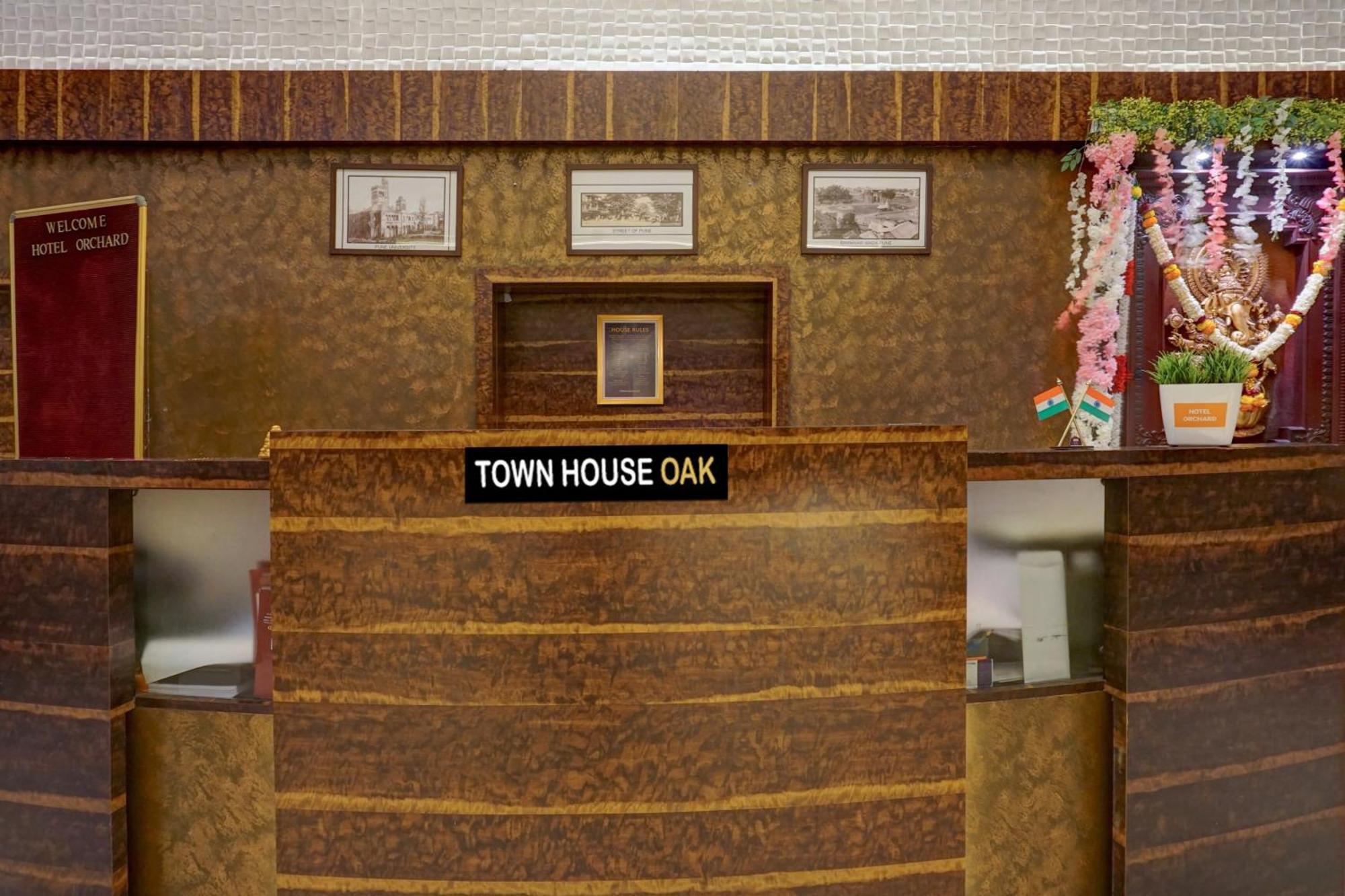 Townhouse Oak Orchard Hotel Pune Extérieur photo