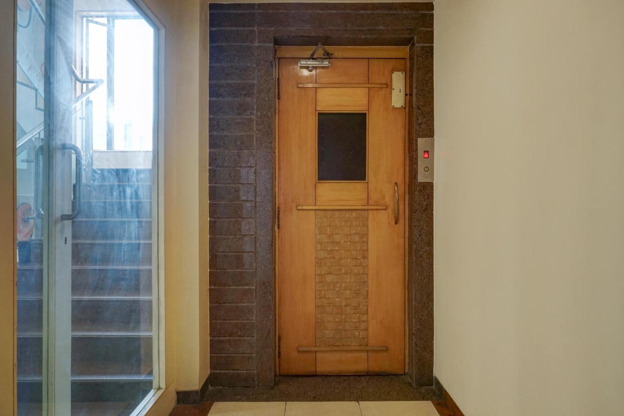 Townhouse Oak Orchard Hotel Pune Extérieur photo